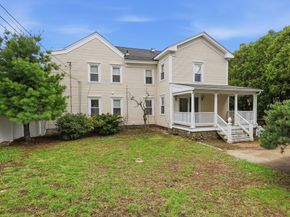28 School St, Leominster MA 01453