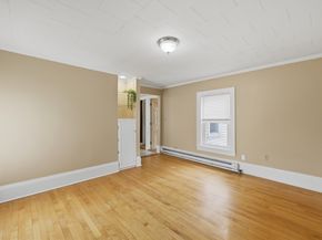 28 School St, Leominster MA 01453