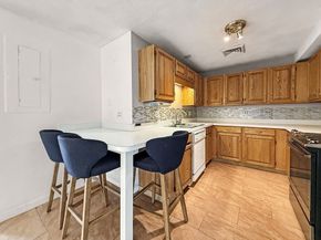 39 Parlin St 304, Everett MA 02149