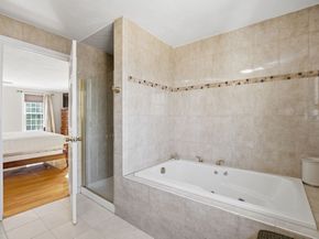 90 Blue Ridge Rd, North Andover MA 01845
