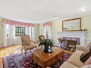 90 Blue Ridge Rd, North Andover MA 01845