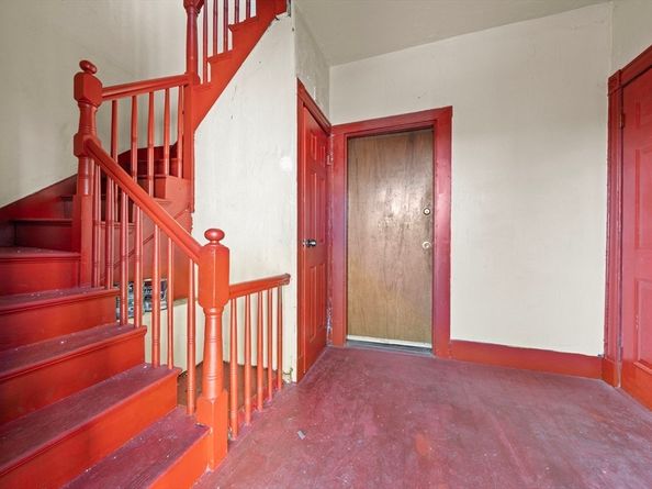 36 Mclellan St, Boston MA 02121