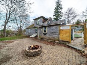 38 Landing Rd, Kingston MA 02364