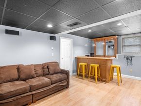 2 Rhode Island Rd, Wilmington MA 01887