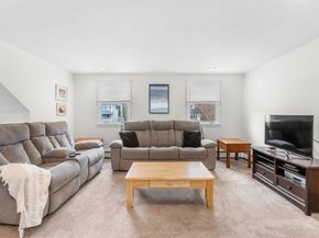 2 Rhode Island Rd, Wilmington MA 01887