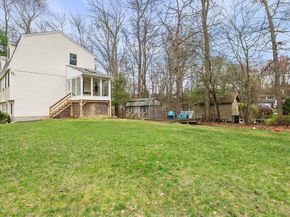 2 Rhode Island Rd, Wilmington MA 01887