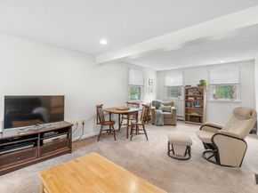 2 Rhode Island Rd, Wilmington MA 01887