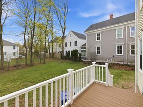 991-993 Massachusetts Ave, Lexington MA 02420
