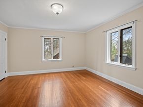 81 Brackett Rd, Newton MA 02458