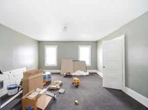 9 Helen St, Boston MA 02124