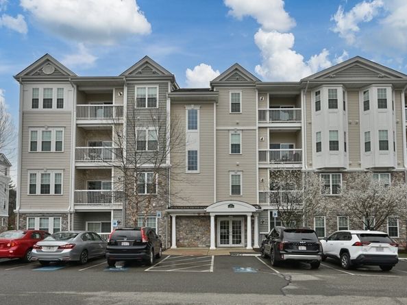57 Augustus Court 1010, Reading MA 01867