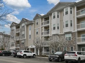 57 Augustus Court 1010, Reading MA 01867