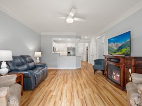 57 Augustus Court 1010, Reading MA 01867