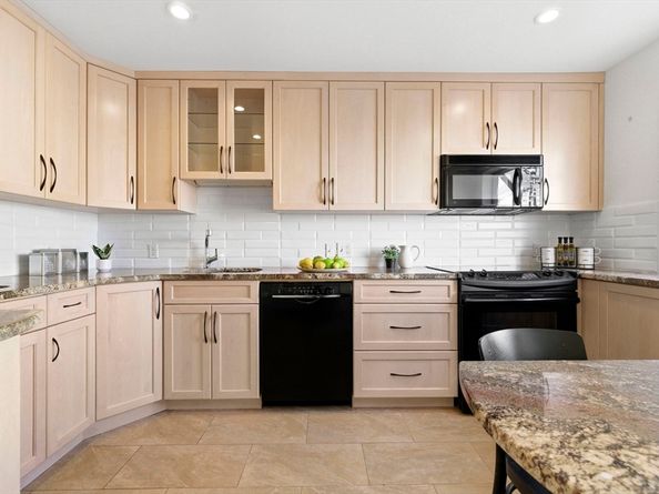 59 Union St 59R, Boston MA 02135