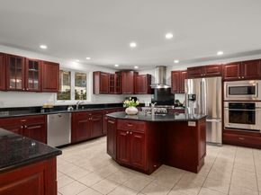41 Merrimac St, Woburn MA 01801