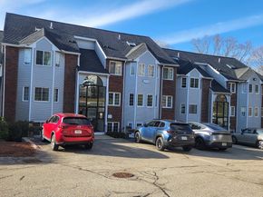 206 Tall Oaks Dr F, Weymouth MA 02190
