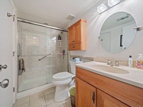 206 Tall Oaks Dr F, Weymouth MA 02190