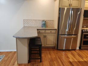 206 Tall Oaks Dr F, Weymouth MA 02190