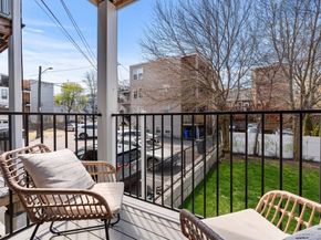 333 Maverick St 2, Boston MA 02128