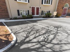 305 Salem St 203, Woburn MA 01801