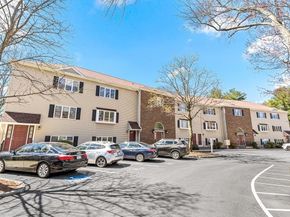 305 Salem St 203, Woburn MA 01801