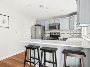 305 Salem St 203, Woburn MA 01801
