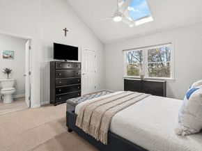 305 Salem St 203, Woburn MA 01801