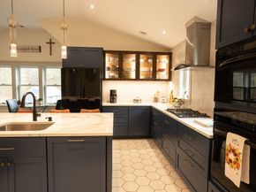 8 Stearns Road, Upton MA 01568