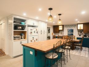 8 Stearns Road, Upton MA 01568