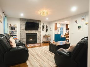 8 Stearns Road, Upton MA 01568
