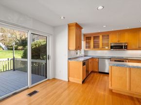 3 Catlin Rd 3, Brookline MA 02445