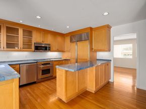 3 Catlin Rd 3, Brookline MA 02445
