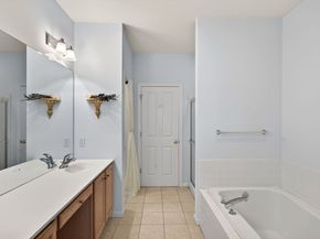 6 Champlain Cir, Plymouth MA 02360