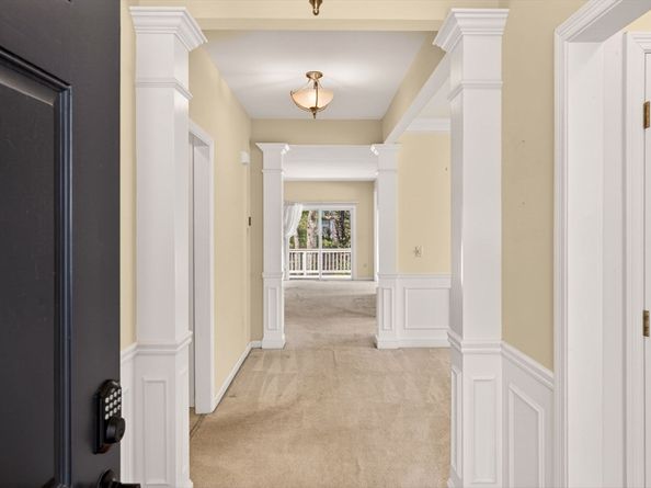 6 Champlain Cir, Plymouth MA 02360