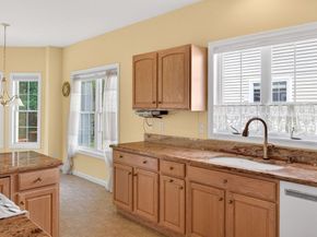 6 Champlain Cir, Plymouth MA 02360
