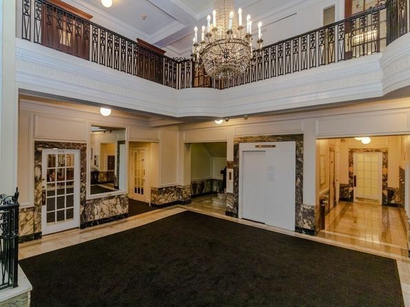 466 Commonwealth Ave 503, Boston MA 02215