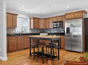 36 Prospect St 1, Waltham MA 02453