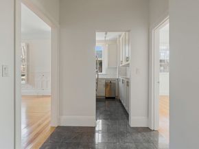 290 Commonwealth Ave 11, Boston MA 02115