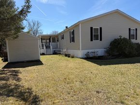 4 Green Holly Drive, Kingston MA 02364