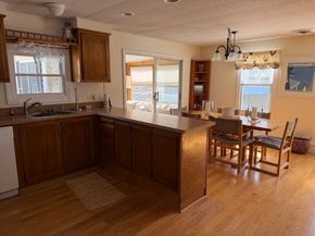 4 Green Holly Drive, Kingston MA 02364