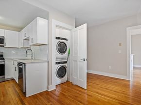 35 Oak Ave, Worcester MA 01605