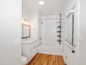 35 Oak Ave, Worcester MA 01605