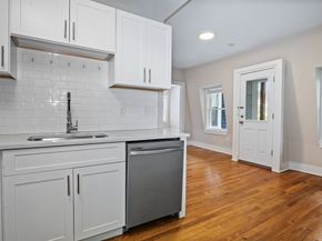 35 Oak Ave, Worcester MA 01605