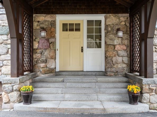 650 Canton Ave, Milton MA 02186