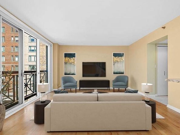 10 Rogers Street 428, Cambridge MA 02142