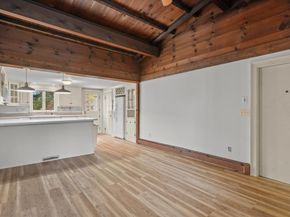285 Main Street, Groveland MA 01834
