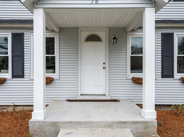 78 Pleasant St, Grafton MA 01519