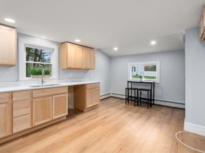 78 Pleasant St, Grafton MA 01519