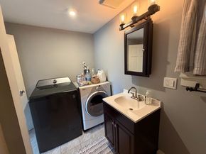 14 Elmwood Dr, Northborough MA 01532