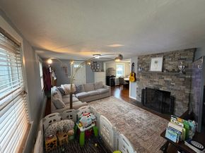 14 Elmwood Dr, Northborough MA 01532